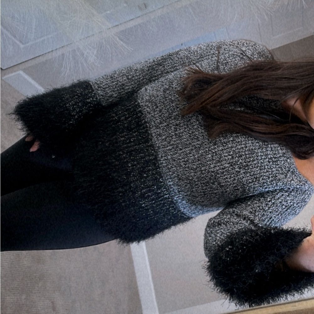 1.STATE fuzzy sweater